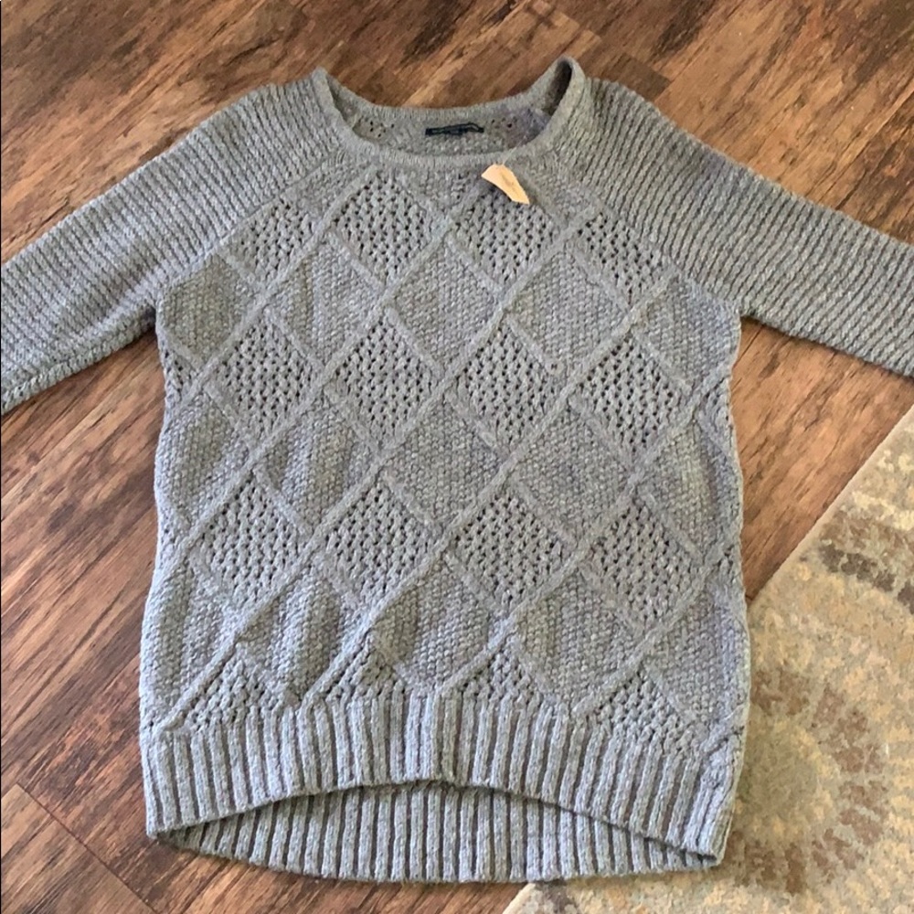 grey knit sweater